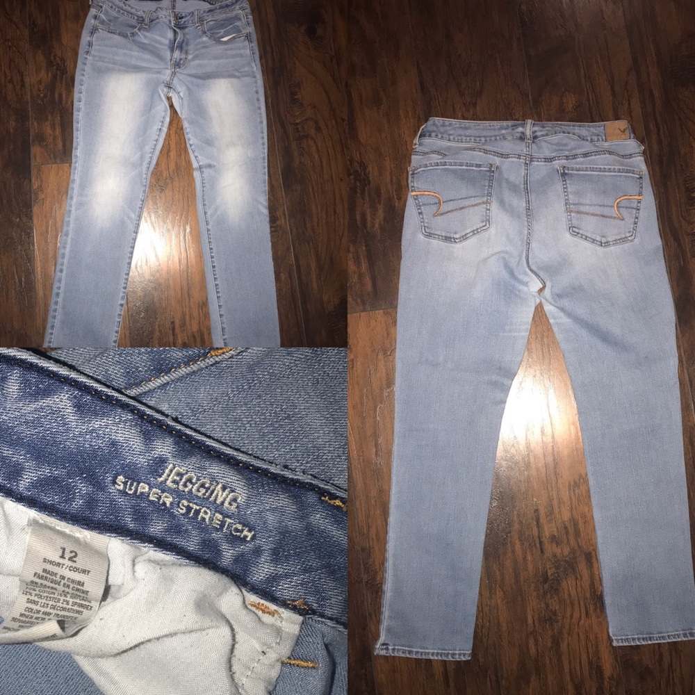 American Eagle light blue wash size 12